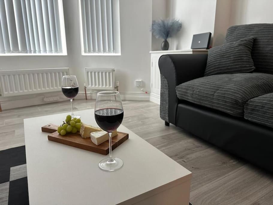 Modern 1-Bed Apartment بلفاست المظهر الخارجي الصورة